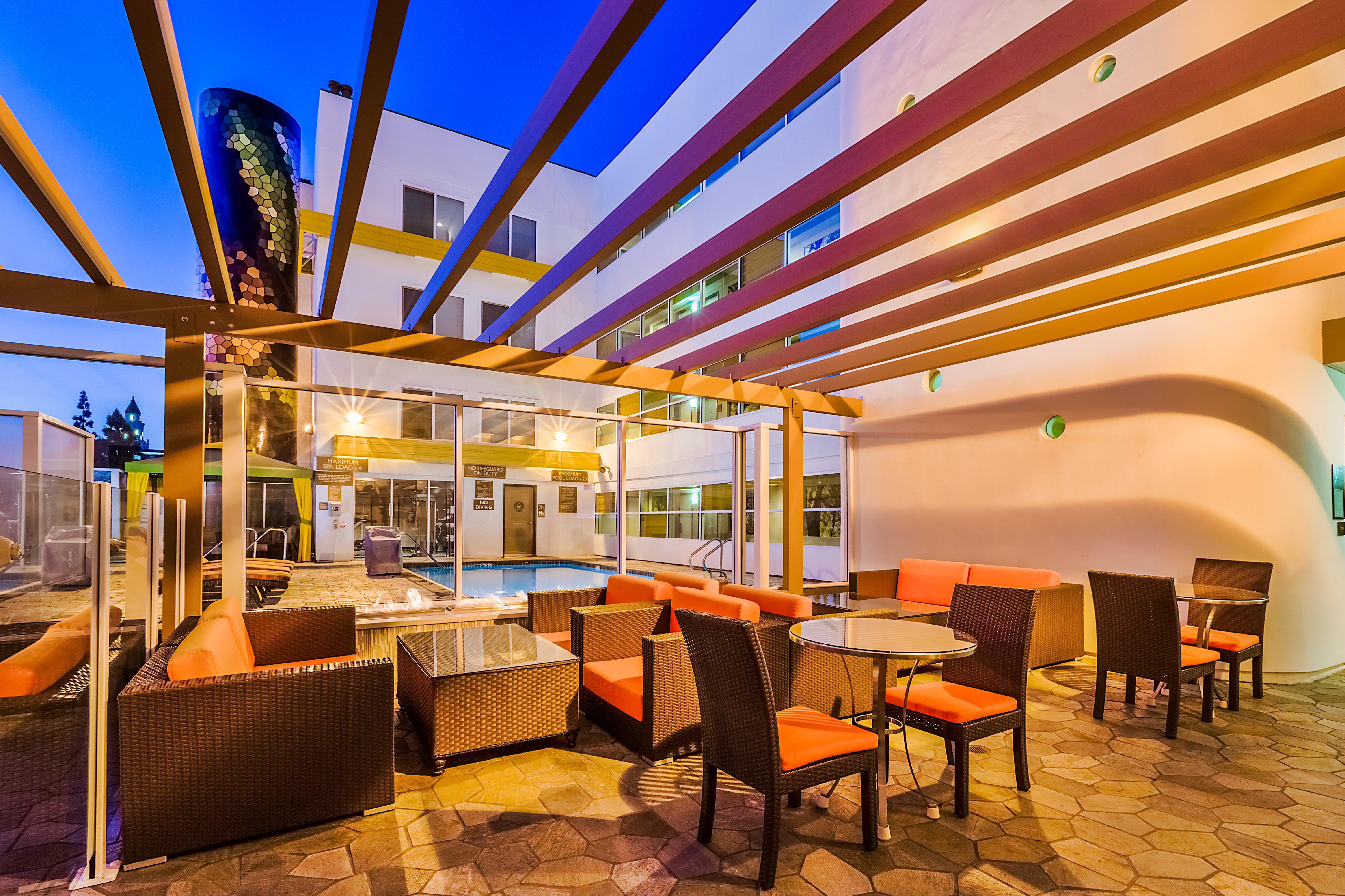 Hotel Indigo Anaheim By Ihg Eksteriør billede